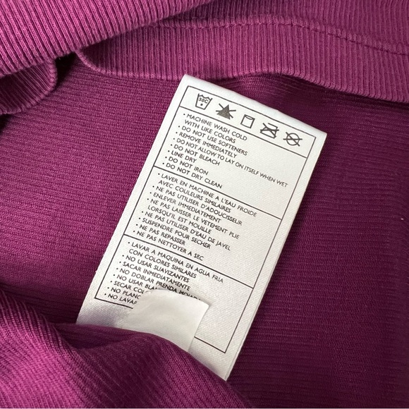 Nike Ribbed Racerbank Tank - Picture 5 of 6